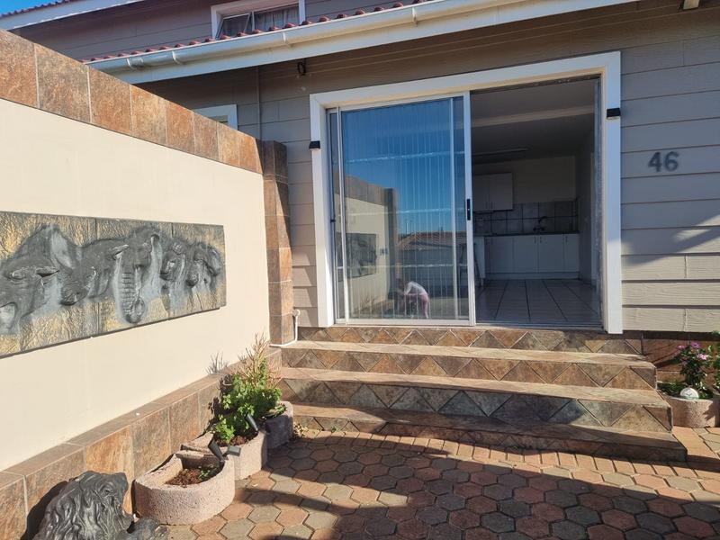 2 Bedroom Property for Sale in Hartenbos Central Western Cape